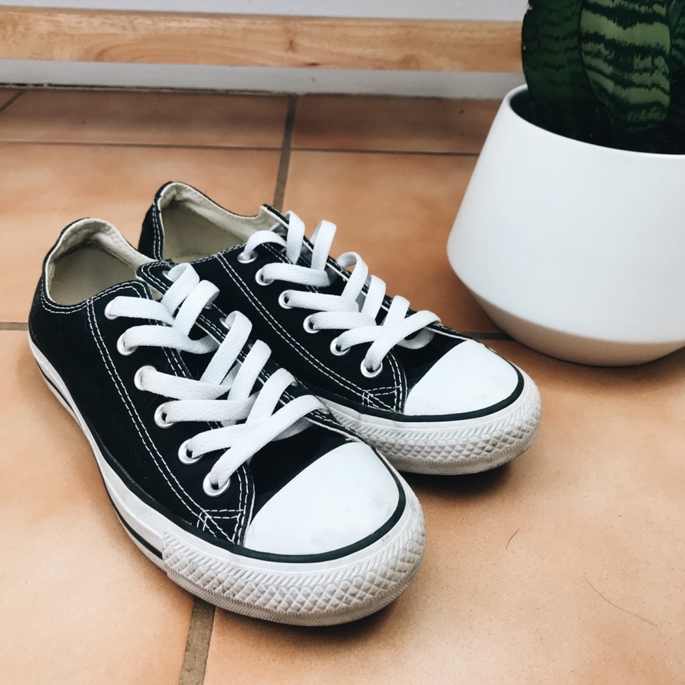 Black Converse